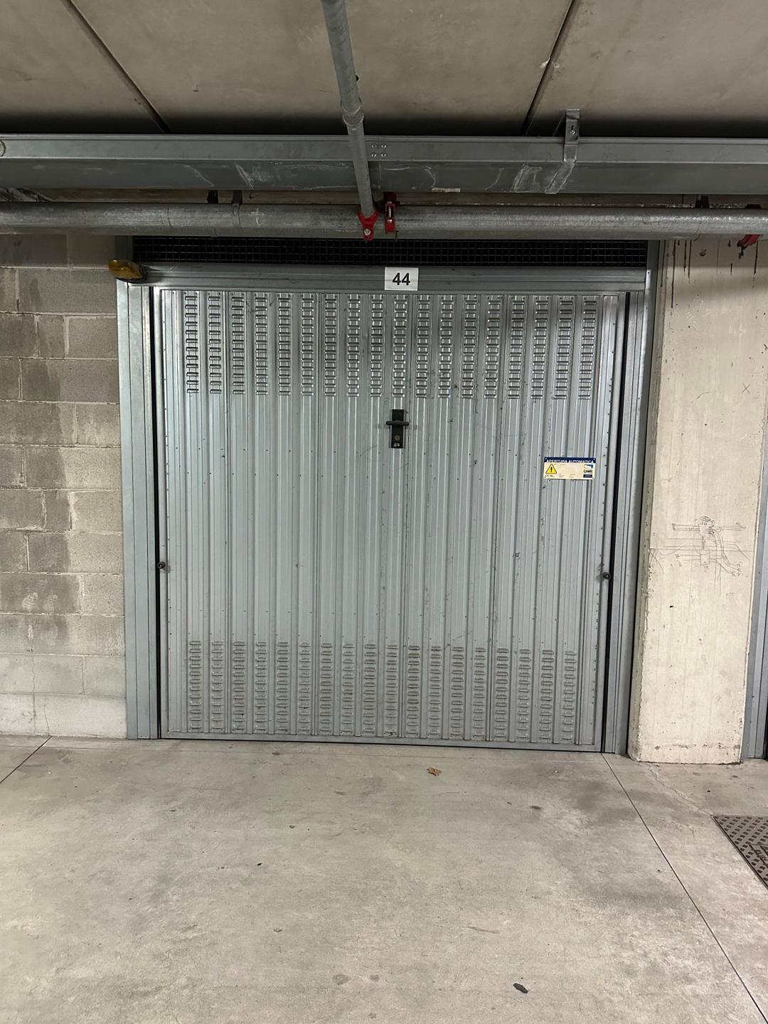 parcheggio privato a Milano zona Navigli