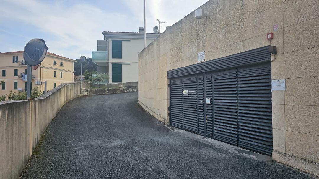 Copertina per Largo Giovanni Giolitti 5