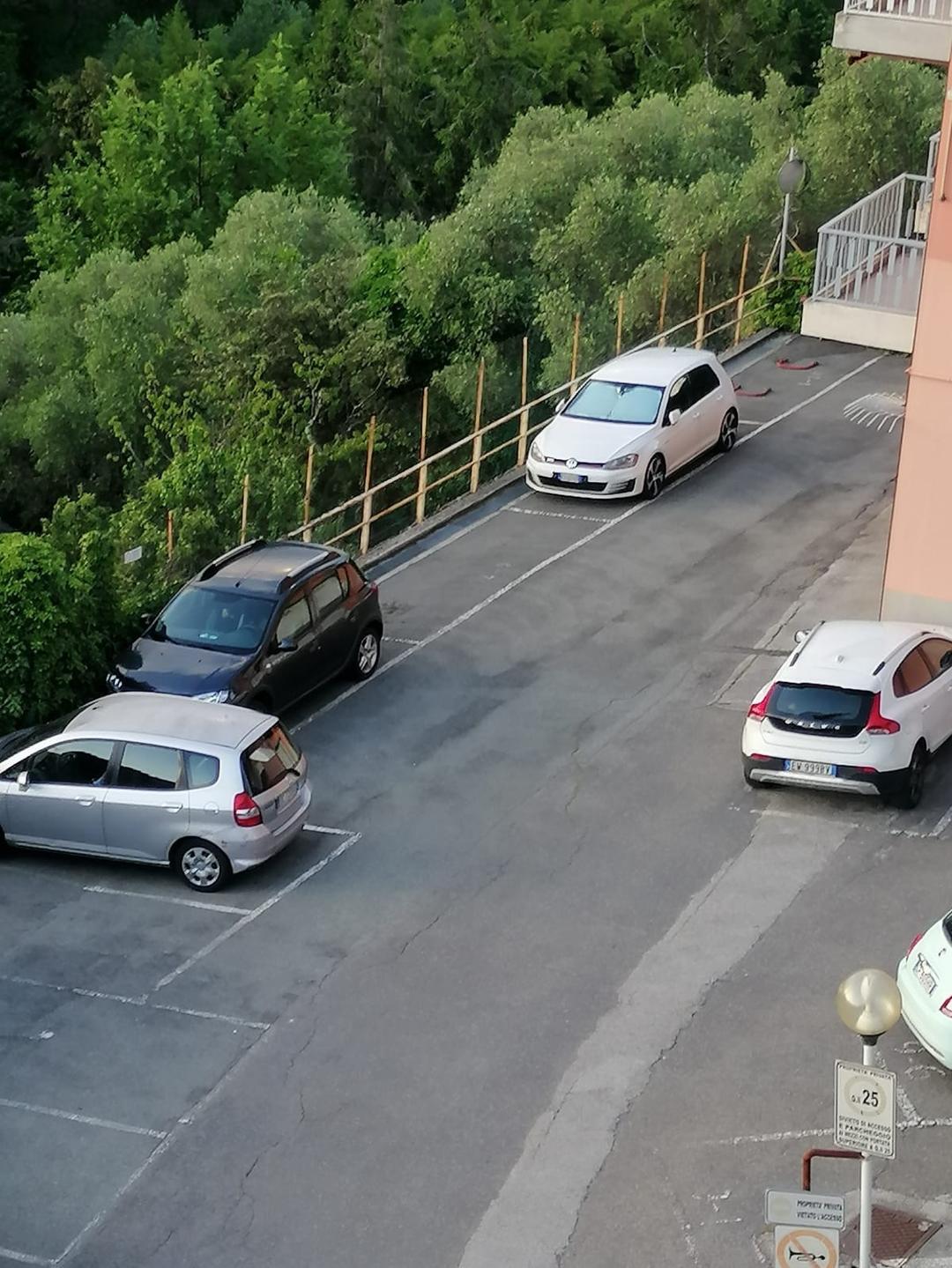 Copertina per Via Privata di Corso Lima 4/9