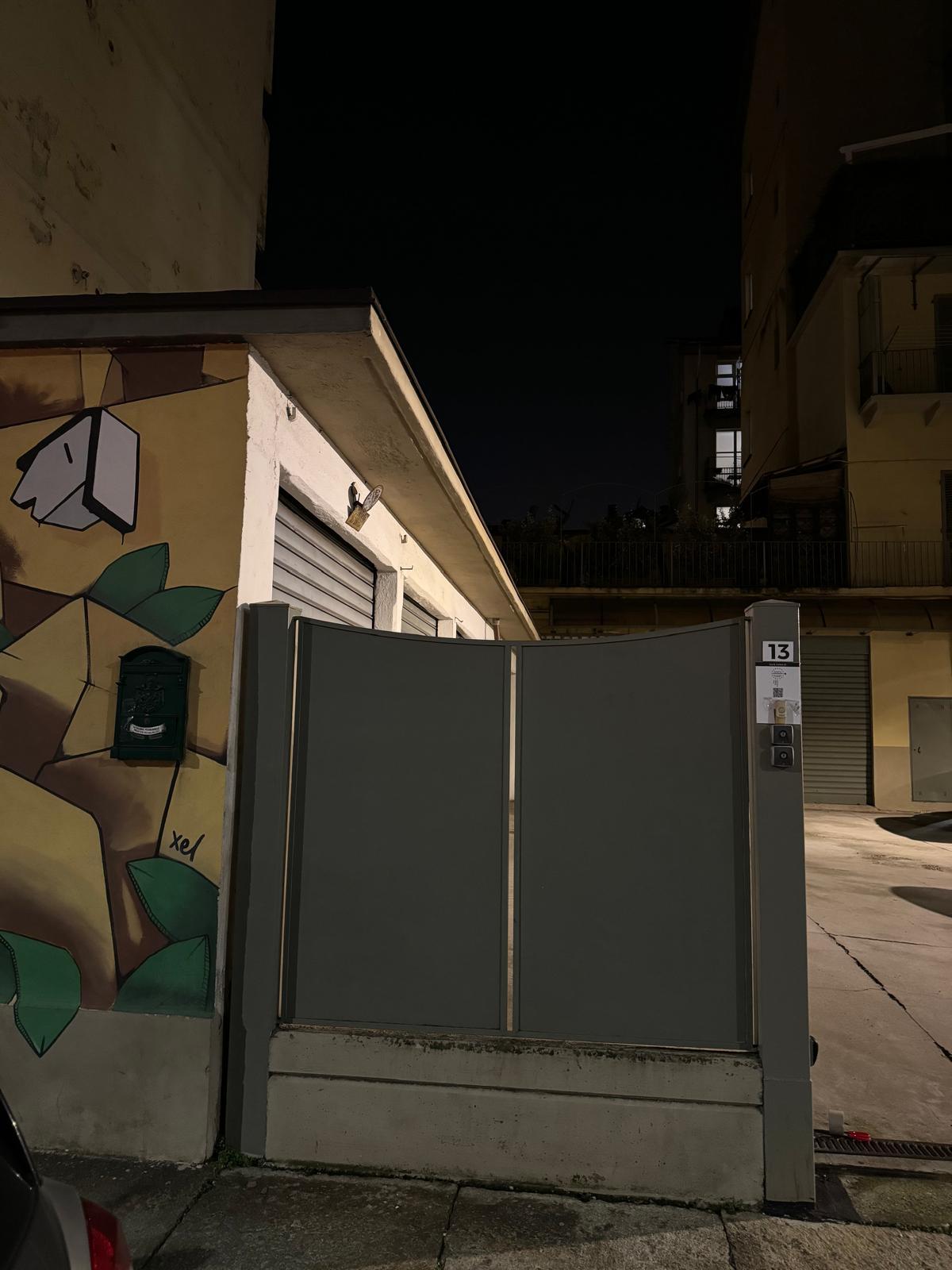 Garage — Via Benvenuto Cellini 13 — foto 1