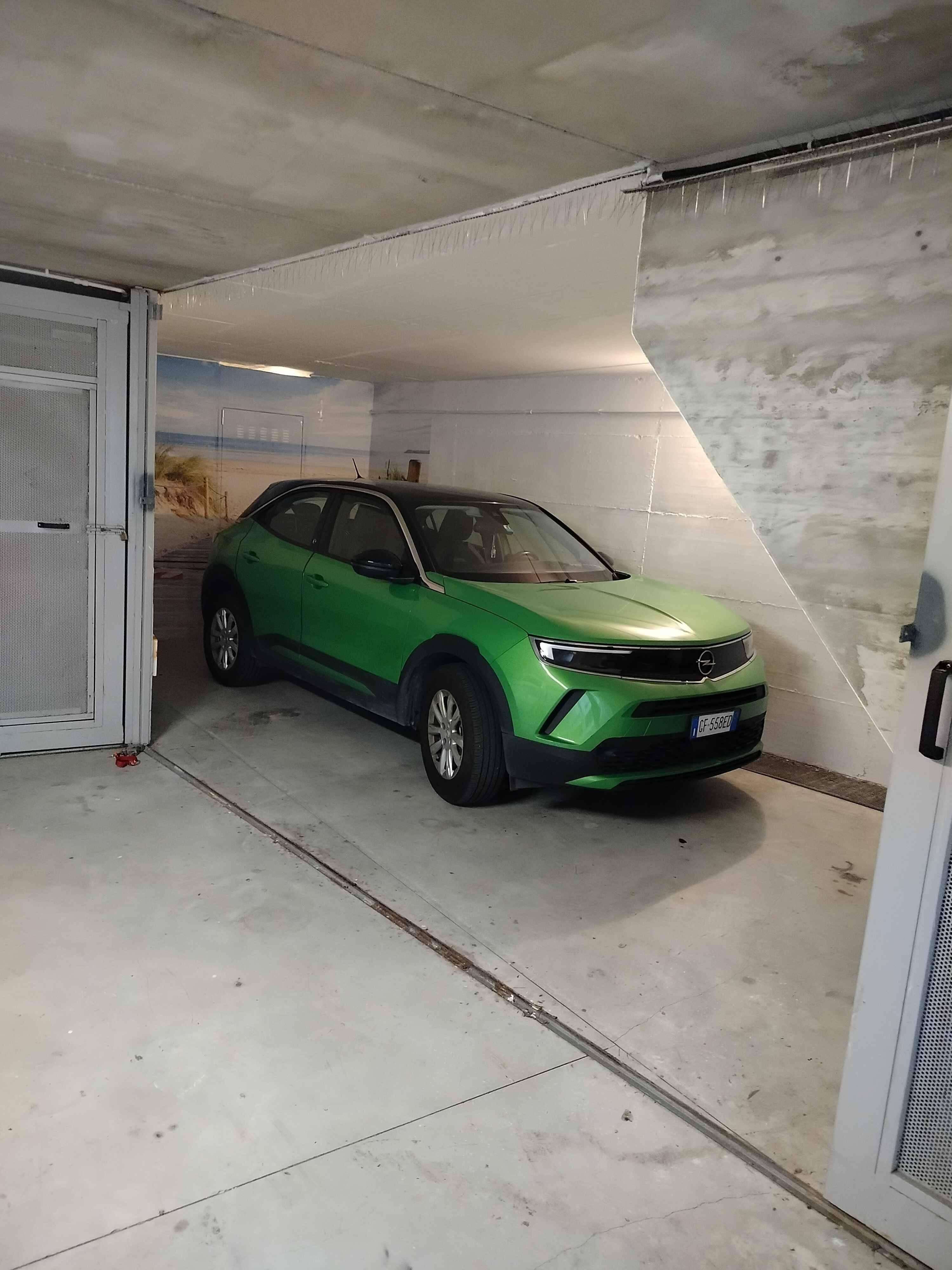 Garage — Via Castagneto 36 — foto 3