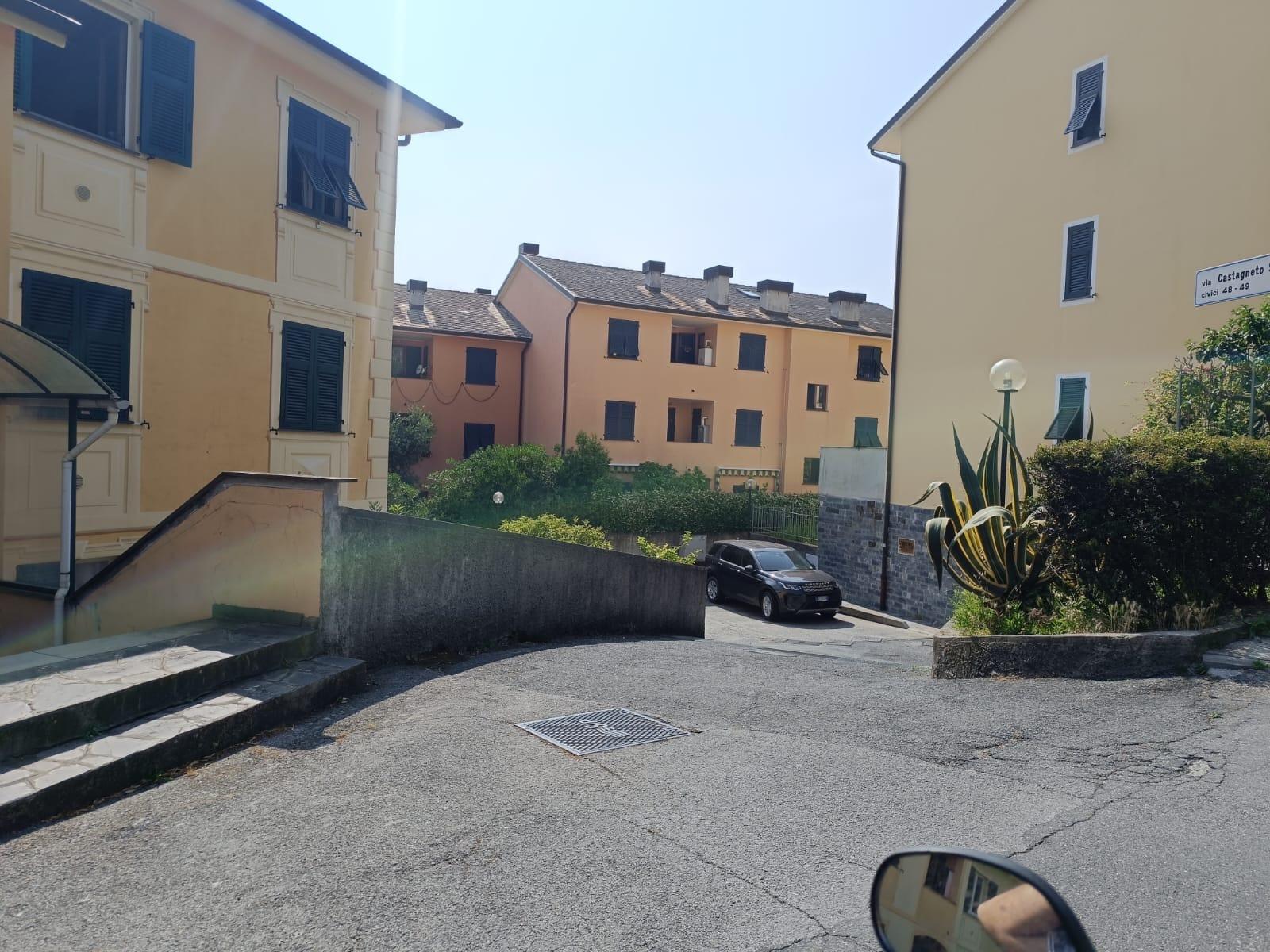 Place de parking découverte — Via Castagneto Seià 45 — foto 2