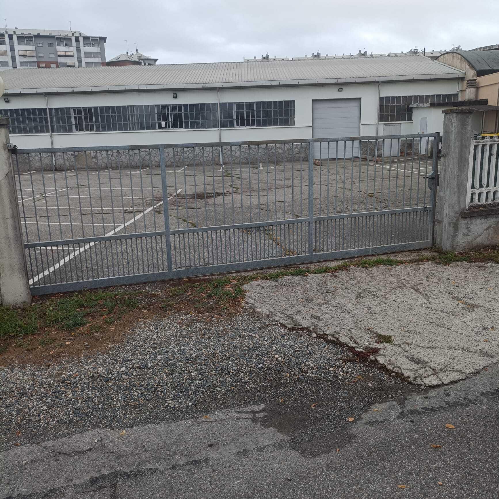 Unüberdachter Parkplatz — Via Andrea Sansovino 243/55 N — foto 1