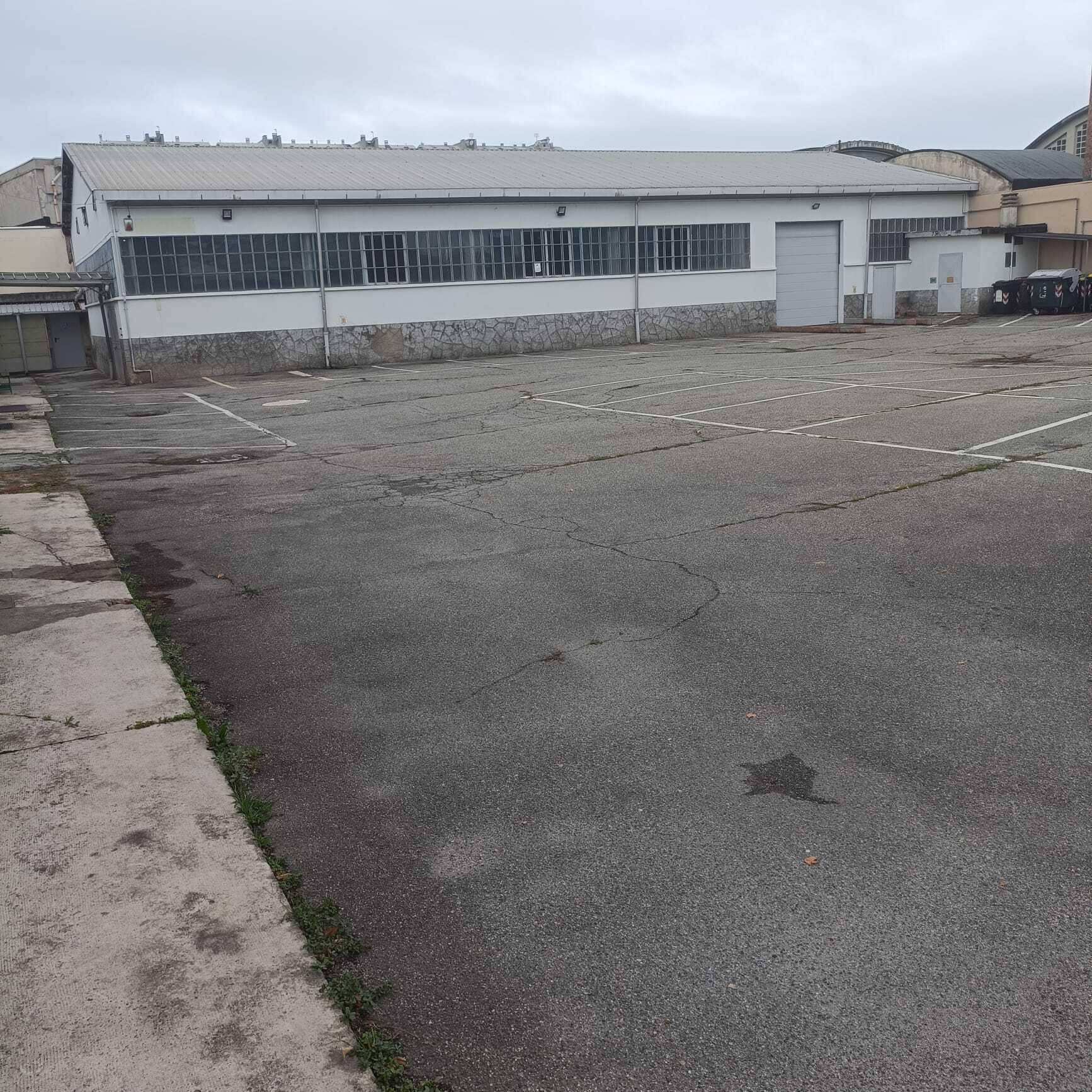 Unüberdachter Parkplatz — Via Andrea Sansovino 243/55 N — foto 2