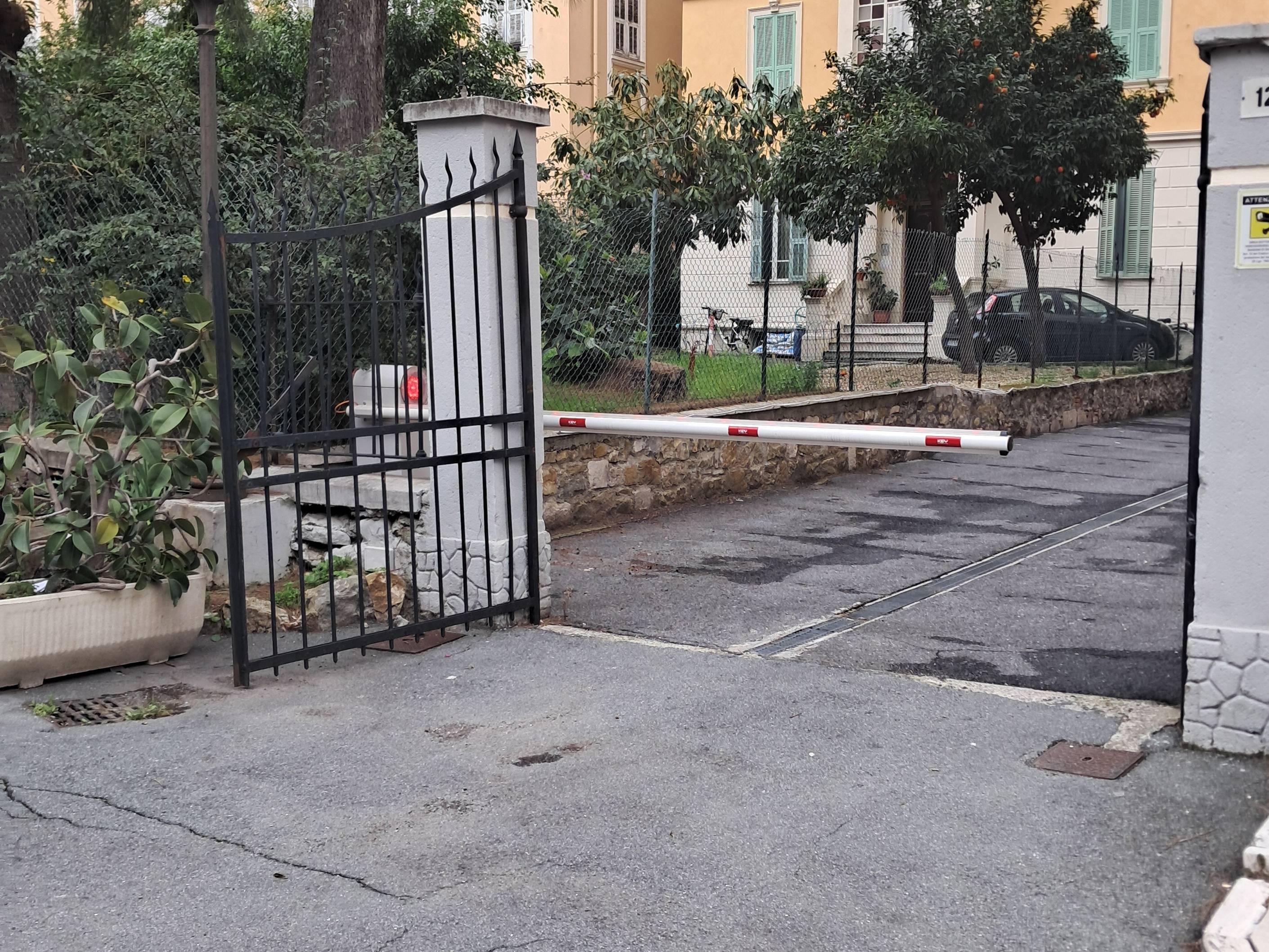 Plaza de aparcamiento descubierta — Corso G. Garibaldi 123 — foto 2